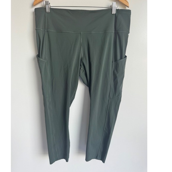 Lululemon Pants - Lululemon Fast and Free High-Rise Crop II 23 Spruce Green W6BCXS Leggings sz 16